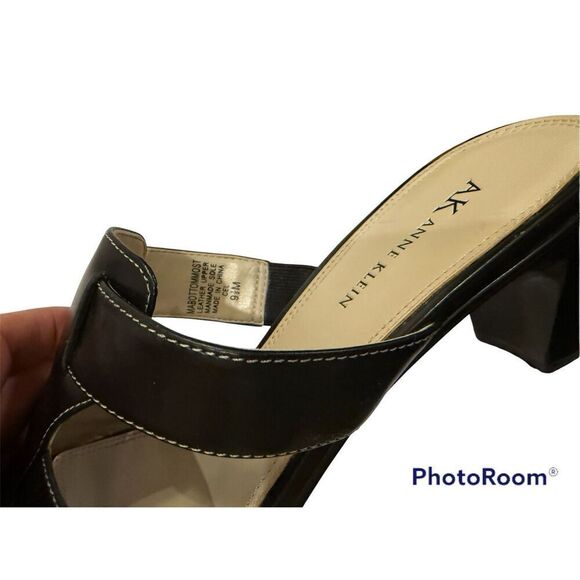 Anne Klein Women’s Black Slip In Sandals Kitten Heel Sz. 9.5 Spring Mother’s Day - Picture 4 of 6